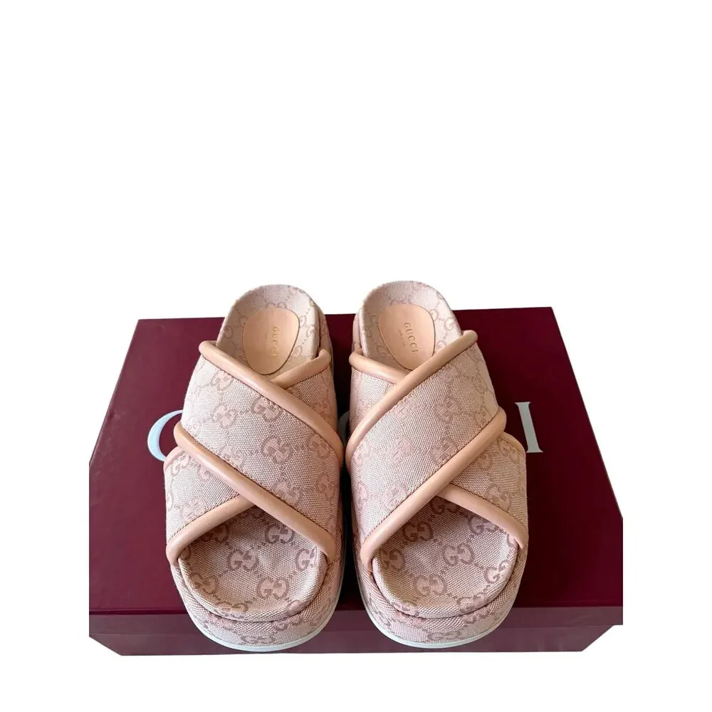 Gucci GG Canvas Pink Platform Slides 816798 Women's 38.5 US 8.5 NEW